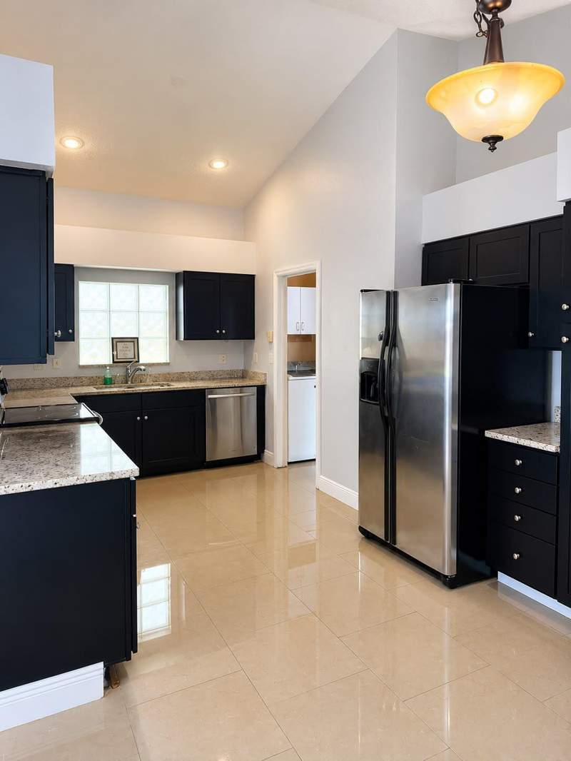 3 bedroom Single Family Residence at 8061 Saw Palmetto Lane, Gateway Gardens, Boynton Beach — photo 3