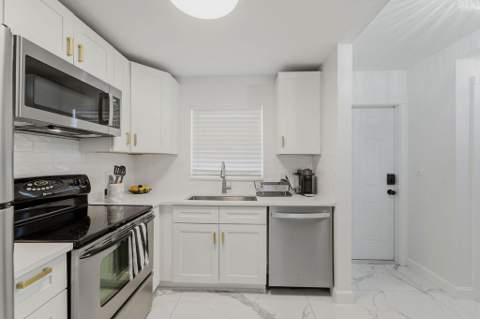 809 W Oakland Park Boulevard #K2, Oakland Park FL - photo 7 of 54