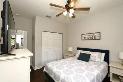 807 E Village Circle, Davie FL - photo 24 of 43