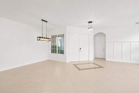 11394 Millpond Greens Drive, Boynton Beach FL - photo 14 of 31