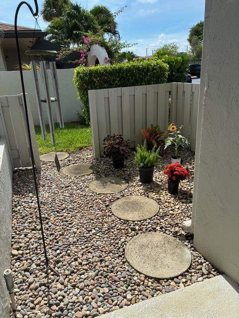 5844 Areca Palm Court #C, Delray Beach FL - photo 9 of 67