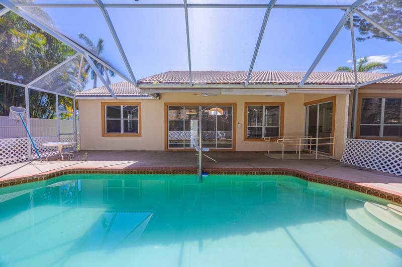 4 bedroom Single Family Residence at 10206 Allamanda Boulevard, Siena Oaks, Palm Beach Gardens — photo 3