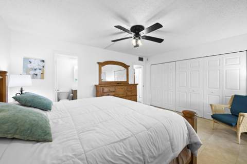 1111 Cambridge, Deerfield Beach FL - photo 10 of 23