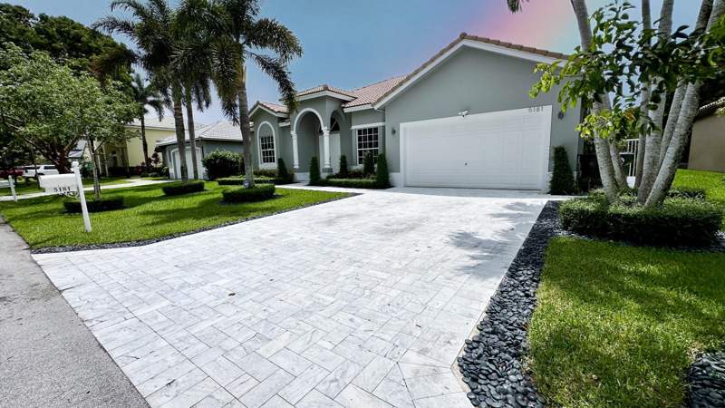4 bedroom Single Family Residence at 5181 NW 50th Terrace, Conway Plat, Coconut Creek — photo 2