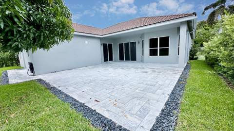 5181 NW 50th Terrace, Coconut Creek FL - photo 6 of 28