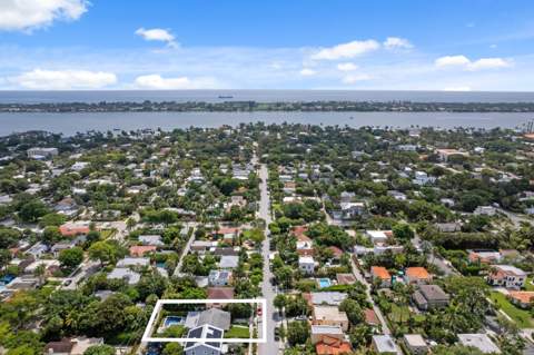 521 33rd Street, West Palm Beach FL - photo 6 of 33