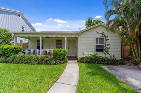 521 33rd Street, West Palm Beach FL - photo 9 of 33