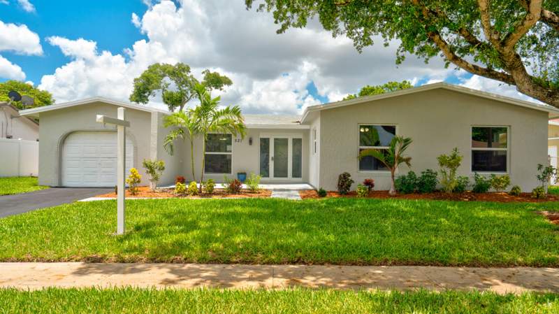 3 bedroom Single Family Residence at 521 SW 63rd Terrace, Kimberly Forest Sec 2, Margate — photo 2