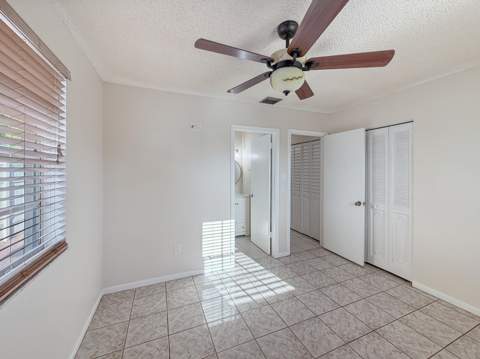 5365 Cannon Way, West Palm Beach FL - photo 11 of 29