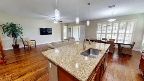 10178 SW Fernwood Avenue, Port St. Lucie FL - photo 6 of 56