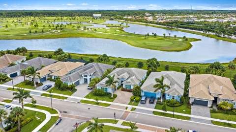 9930 Timber Creek Way, Palm Beach Gardens FL - photo 6 of 39