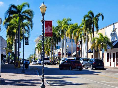 715 N 10th Street, Fort Pierce FL - photo 11 of 18
