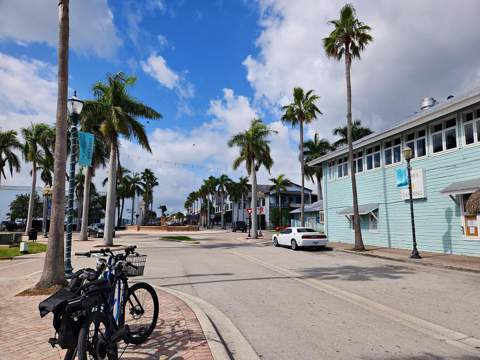 715 N 10th Street, Fort Pierce FL - photo 15 of 18