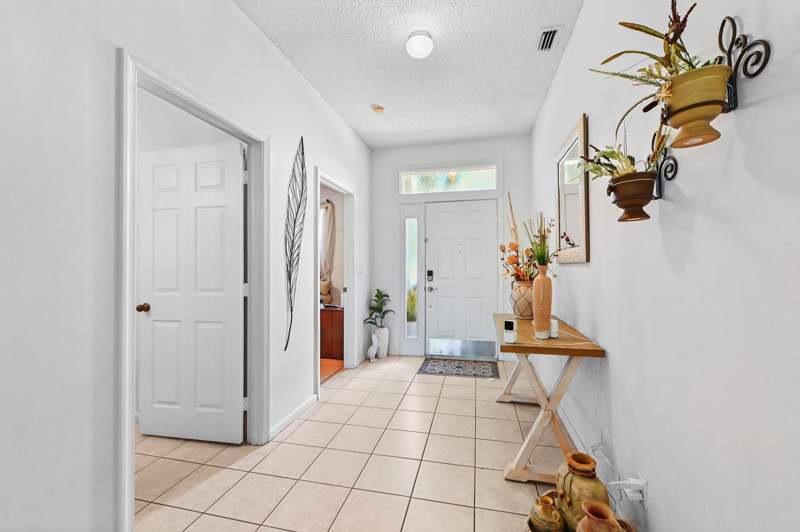 2 bedroom Single Family Residence at 1308 Fishers Place, Olive Tree, Greenacres — photo 5