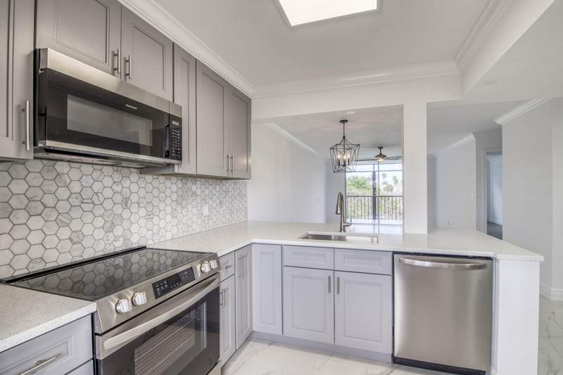 2 bedroom Condominium at 6795 Huntington Lane #406, Huntington Lakes, Delray Beach — photo 2
