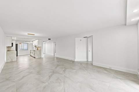 1705 Andros Isle #E3, Coconut Creek FL - photo 18 of 57