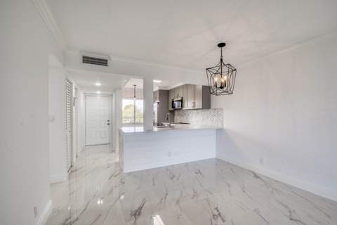 6795 Huntington Lane #406, Delray Beach FL - photo 9 of 37