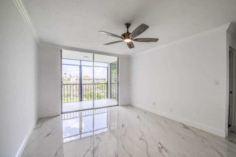 2 bedroom Condominium at 6795 Huntington Lane #406, Huntington Lakes, Delray Beach — photo 4