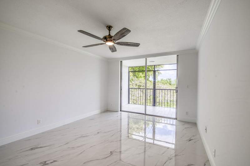 2 bedroom Condominium at 6795 Huntington Lane #406, Huntington Lakes, Delray Beach — photo 5