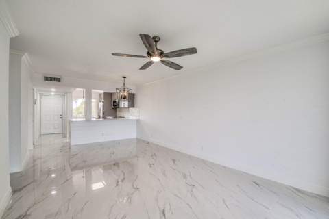 6795 Huntington Lane #406, Delray Beach FL - photo 6 of 37