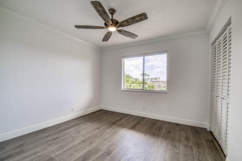 6795 Huntington Lane #406, Delray Beach FL - photo 13 of 37