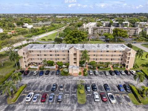 6795 Huntington Lane #406, Delray Beach FL - photo 17 of 37
