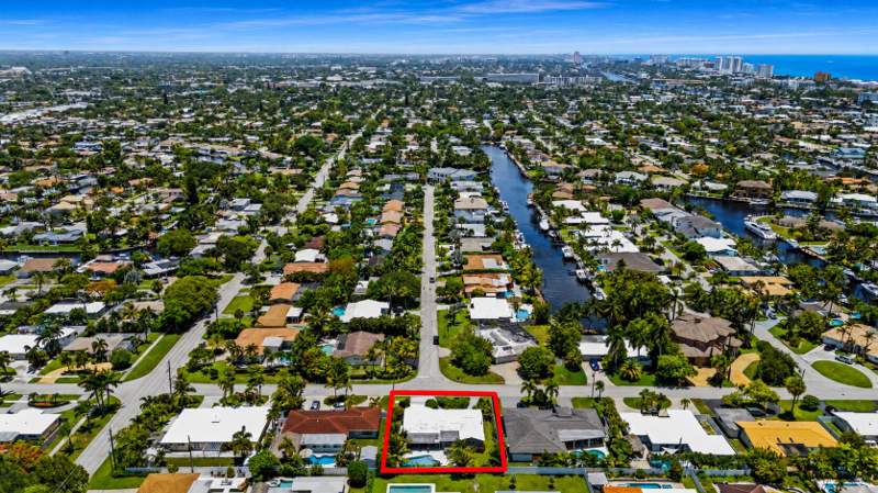 3 bedroom Single Family Residence at 1226 SE 14th Street, Cove 5th Sec, Deerfield Beach — photo 3