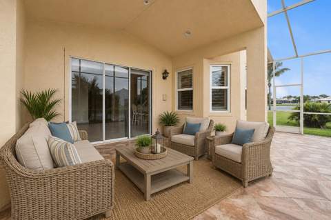 116 NW Summerville Court,  FL - photo 18 of 64