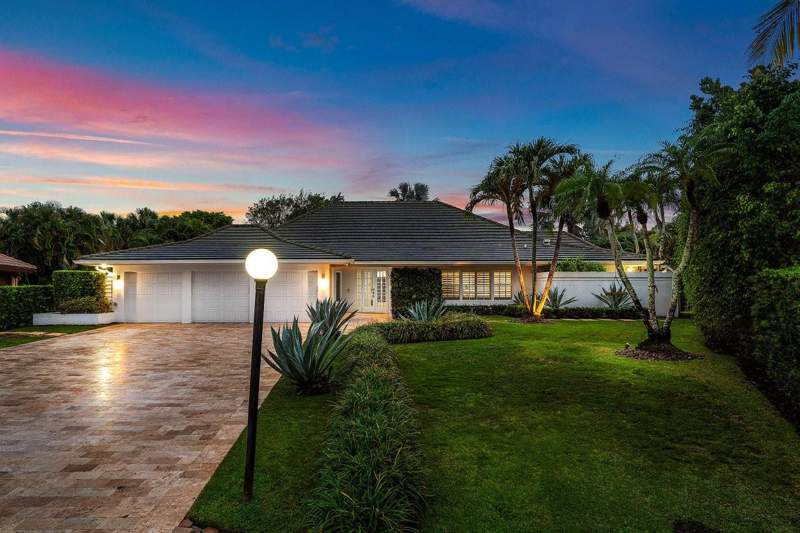 4 bedroom Single Family Residence at 17844 Scarsdale Way, St Andrews Country Club 2, Boca Raton — photo 2
