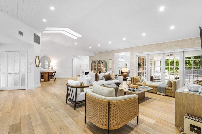 4 bedroom Single Family Residence at 17844 Scarsdale Way, St Andrews Country Club 2, Boca Raton — photo 3