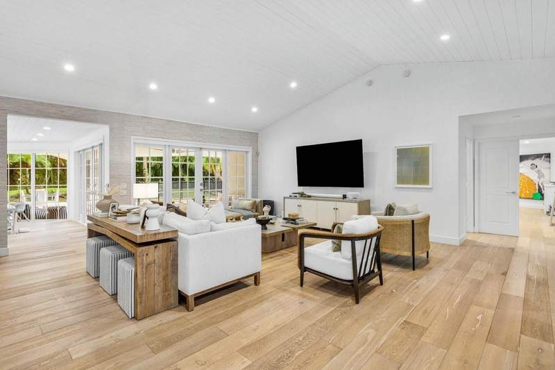 4 bedroom Single Family Residence at 17844 Scarsdale Way, St Andrews Country Club 2, Boca Raton — photo 5