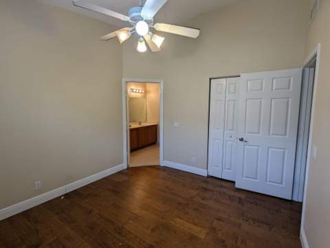 3189 Laurel Ridge Circle, Riviera Beach FL - photo 8 of 20