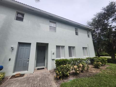 3189 Laurel Ridge Circle, Riviera Beach FL - photo 18 of 20