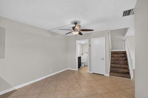 744 Springdale Circle, Palm Springs FL - photo 11 of 40
