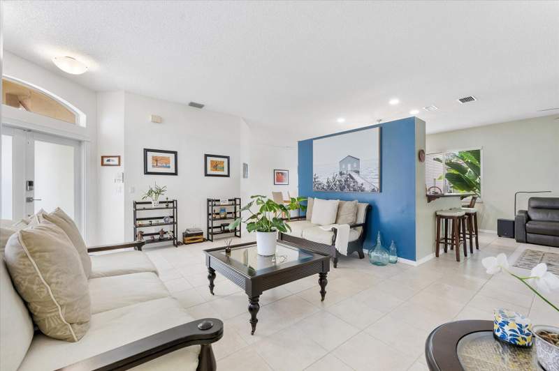 4 bedroom Single Family Residence at 16007 Opal Creek Drive, Emerald Courts - Opal Creek, Weston — photo 3