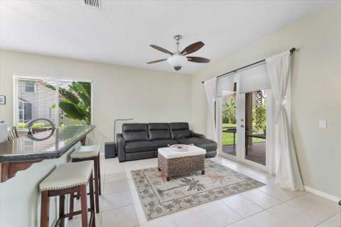 16007 Opal Creek Drive, Weston FL - photo 6 of 35