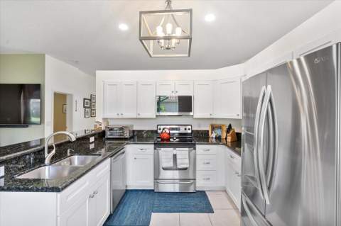 16007 Opal Creek Drive, Weston FL - photo 10 of 35