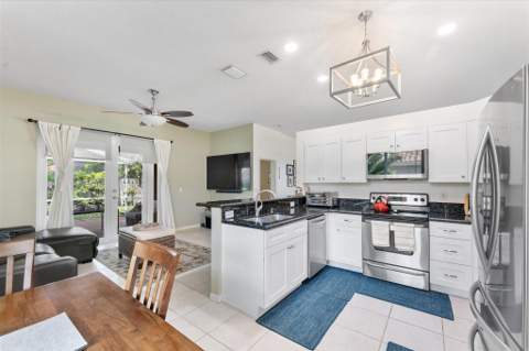 16007 Opal Creek Drive, Weston FL - photo 11 of 35