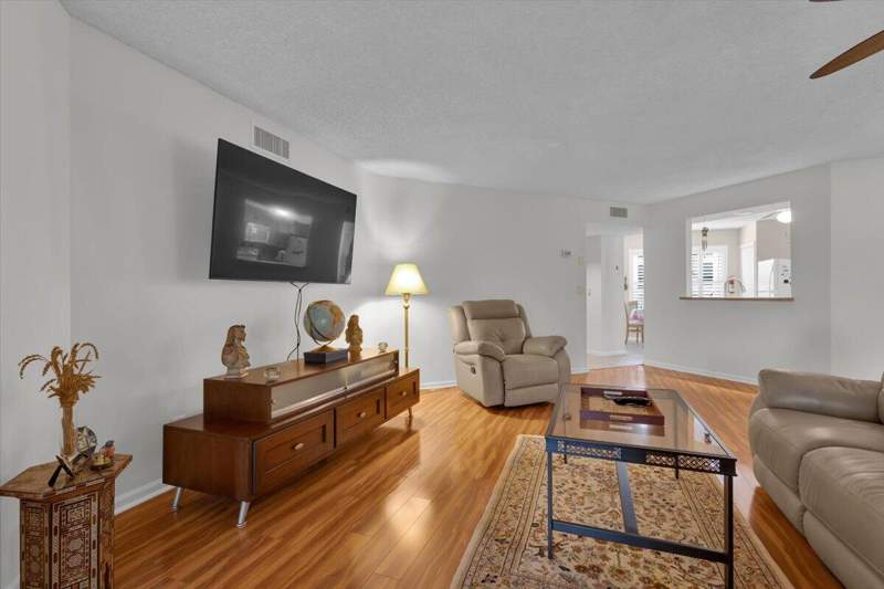 2 bedroom Condominium at 6050 SE Martinique Drive #102, Montego Cove Condo, Stuart — photo 4