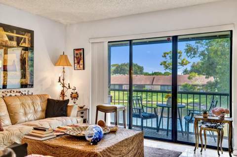 608 Sea Pine Way #E2, Greenacres FL - photo 16 of 39