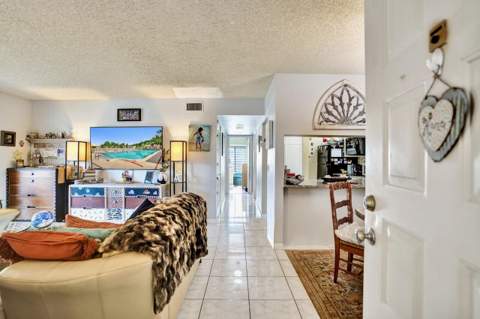 608 Sea Pine Way #E2, Greenacres FL - photo 7 of 39
