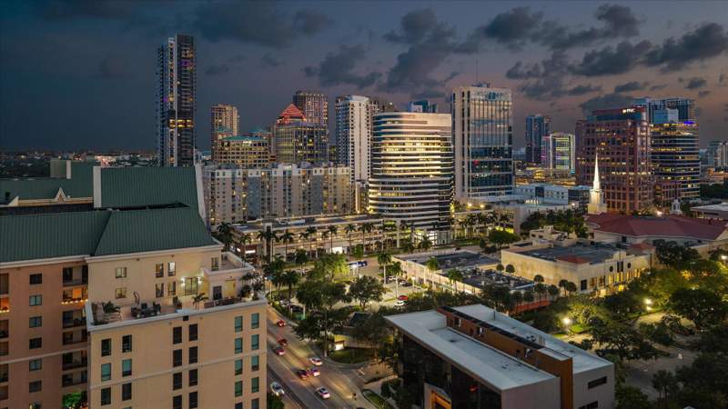 4 bedroom Condominium at 110 N Federal Highway #Ph 3, Waverly At Las Olas Condo, Fort Lauderdale — photo 3