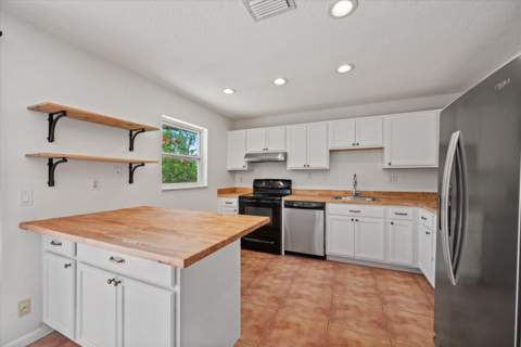 143 Bobwhite Road, Royal Palm Beach FL - photo 15 of 40