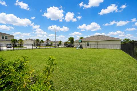 428 Açaí Lane, Fort Pierce FL - photo 17 of 18