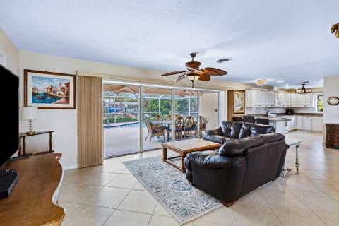 622 SW Pine Tree Lane, Palm City FL - photo 12 of 52