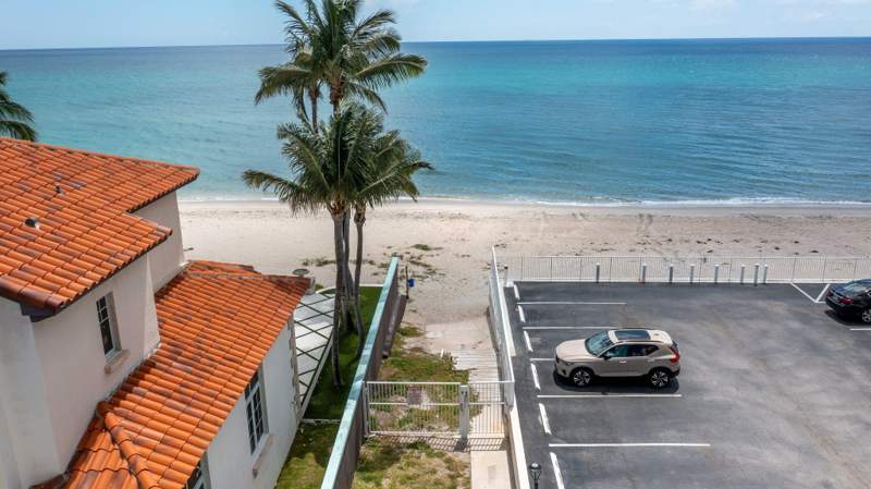 1 bedroom Stock Cooperative at 3500 S Ocean Boulevard #405, South Palm Residence Inc, South Palm Beach — photo 5