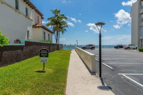 3500 S Ocean Boulevard #405, South Palm Beach FL - photo 7 of 36