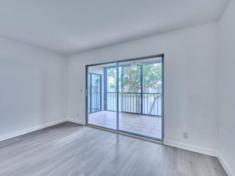 2 bedroom Condominium at 6193 Pointe Regal Circle #306, Huntington Pointe, Delray Beach — photo 4