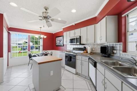 19 Misty Meadow Drive, Boynton Beach FL - photo 17 of 46