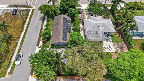 310 SE 8th Street, Delray Beach FL - photo 15 of 37